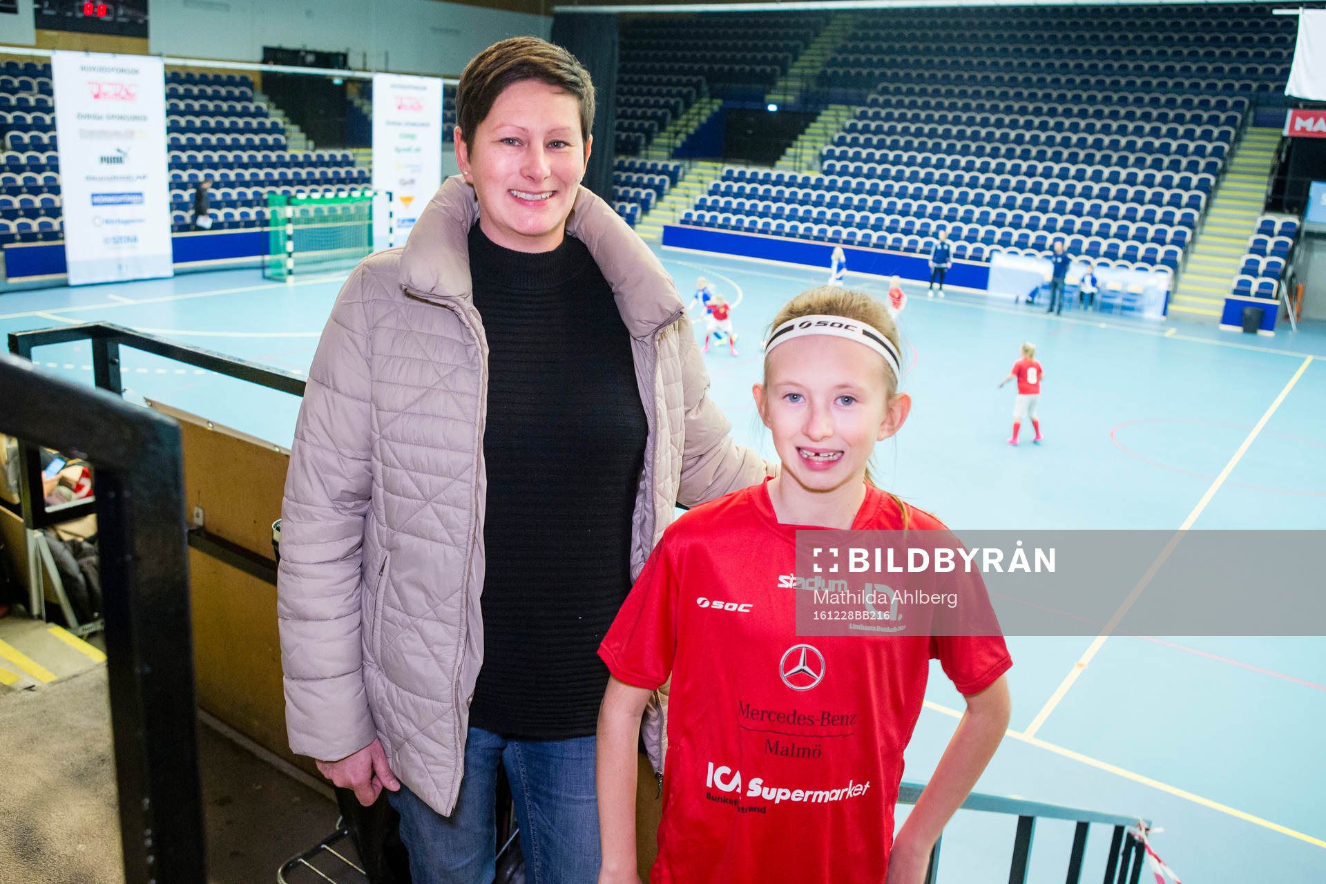 Jennie och Frida Ullner från LB07
