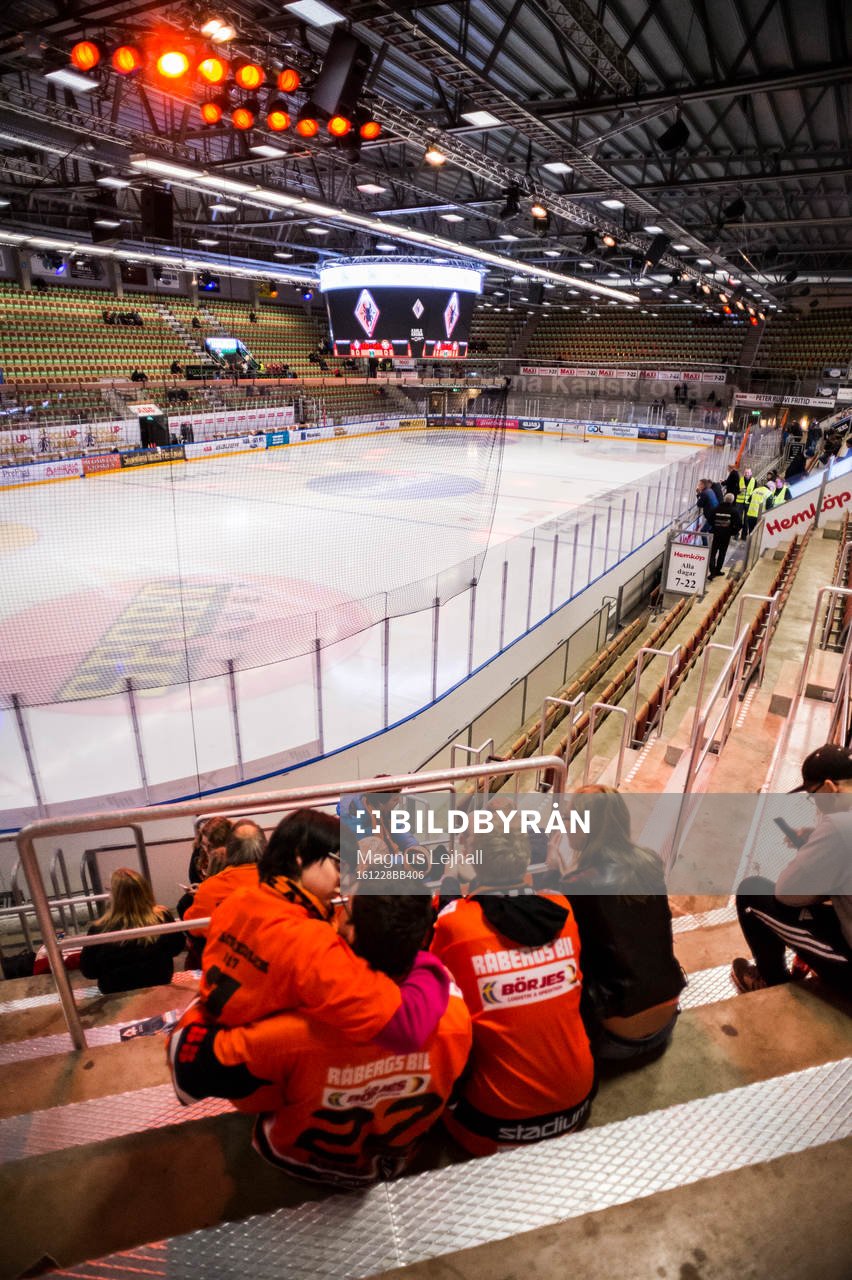 ABB Arena Rosenholm innan ishockeymatchen i SHL mellan