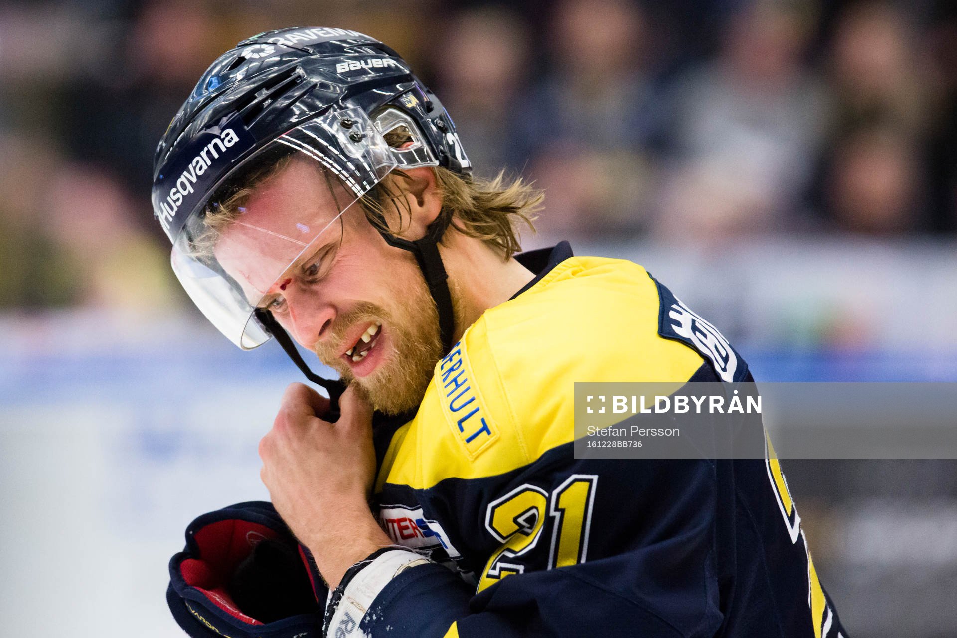 s Mattias Tedenby grimaserar
