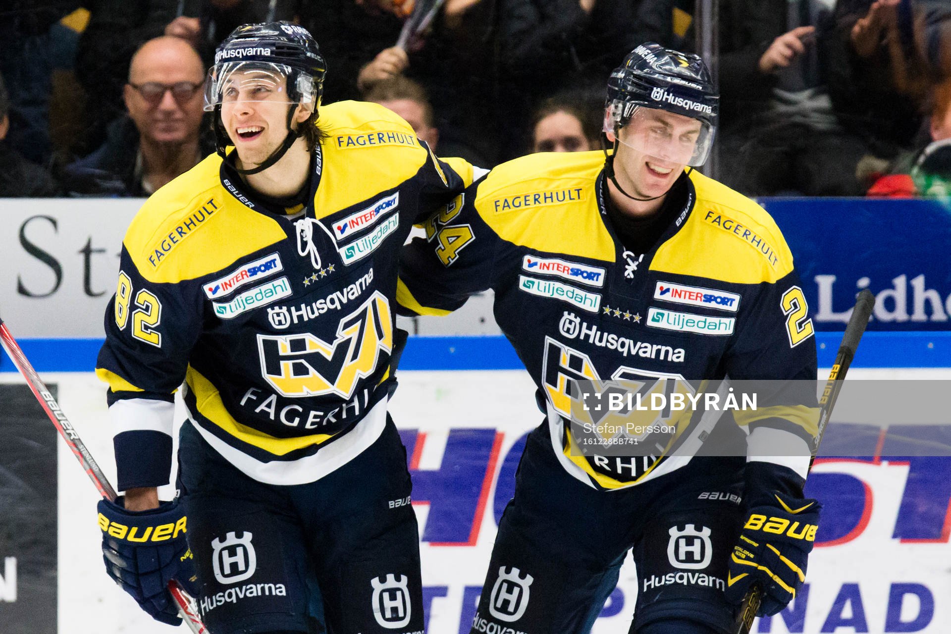 s Kevin Stenlund och Erik Christensen jublar