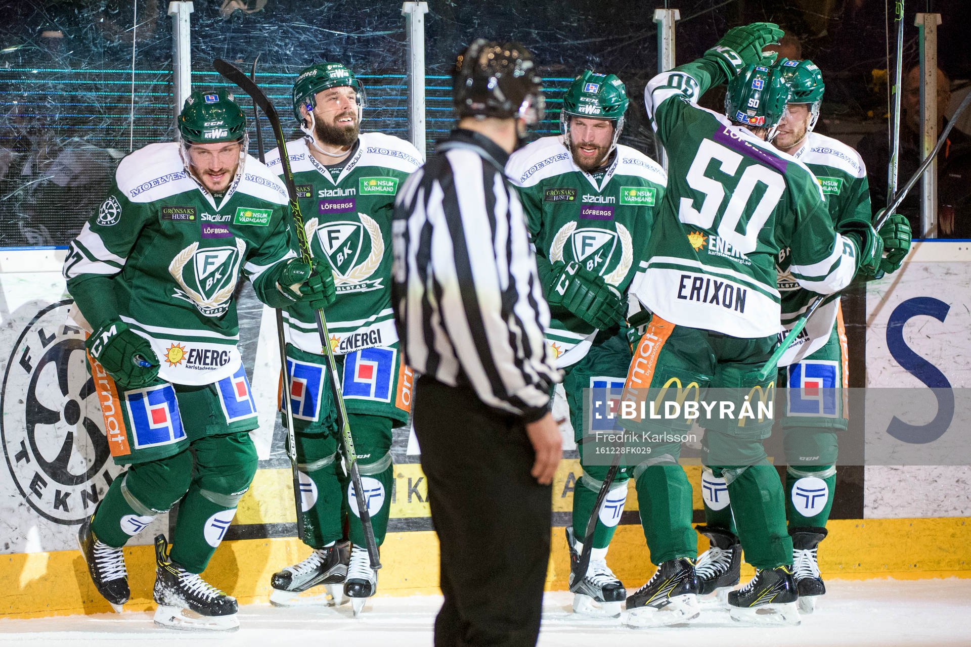 Färjestads John Persson, Milan Gulas och Jonas Holös