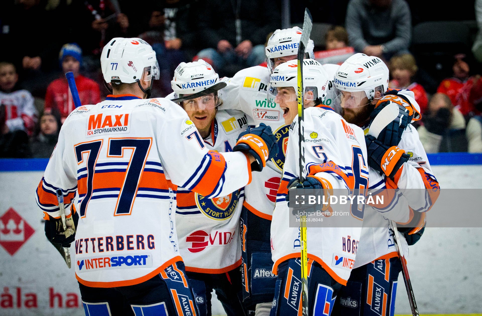 Växjös Liam Reddox gör 2-3 och jublar med Pontus