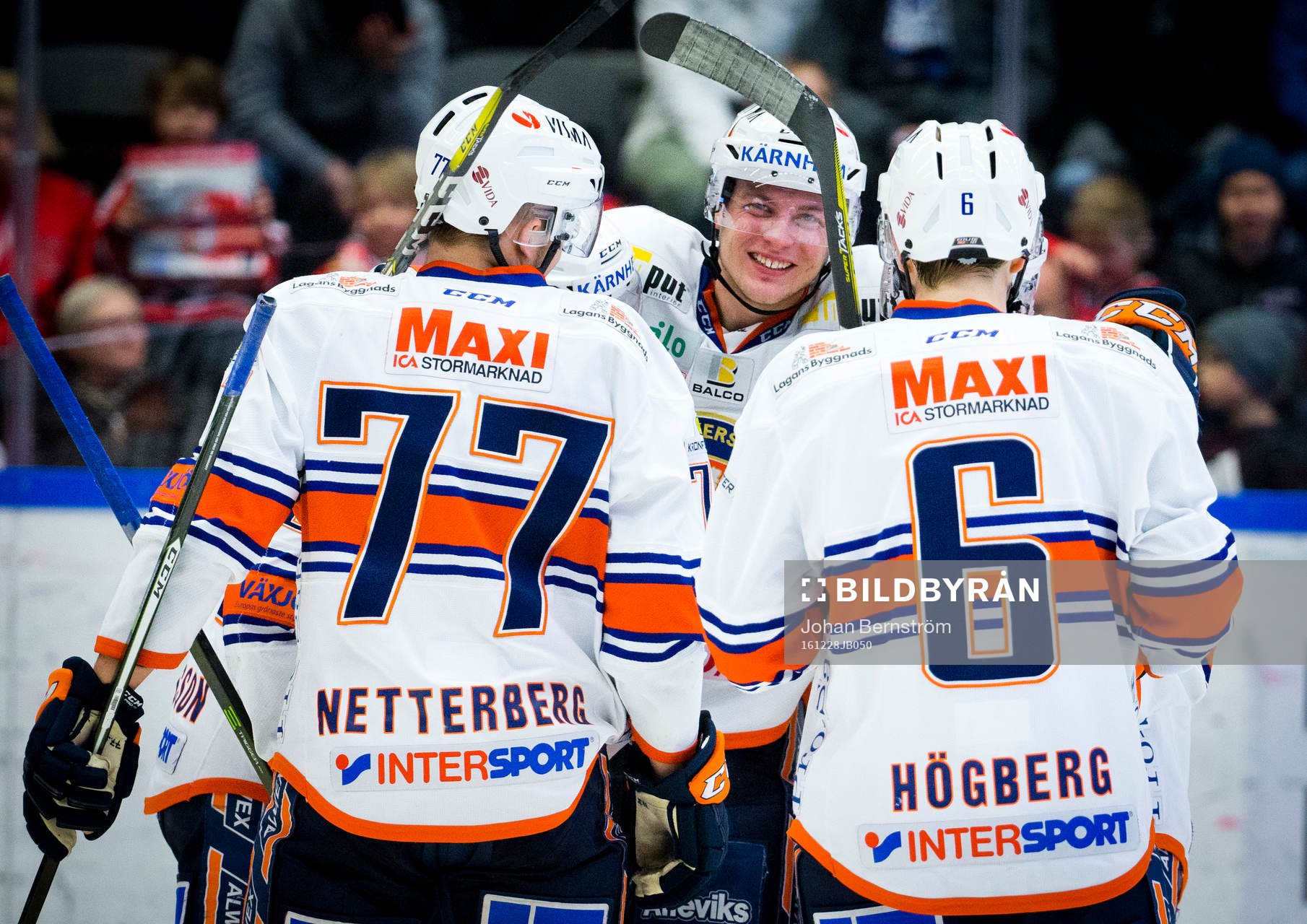 Växjös Liam Reddox gör 2-3 och jublar med Pontus