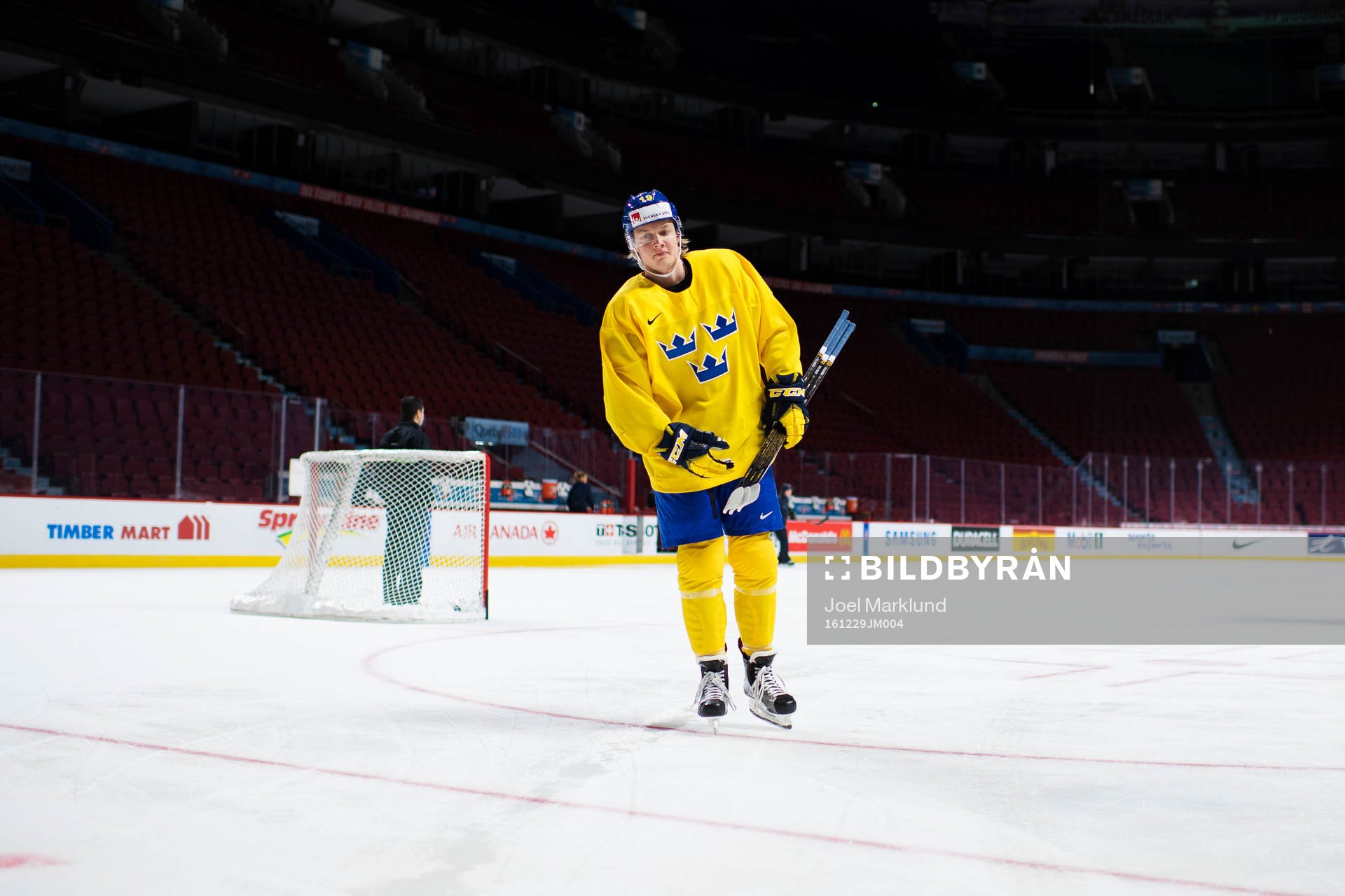 Alexander Nylander lämnar isen sist