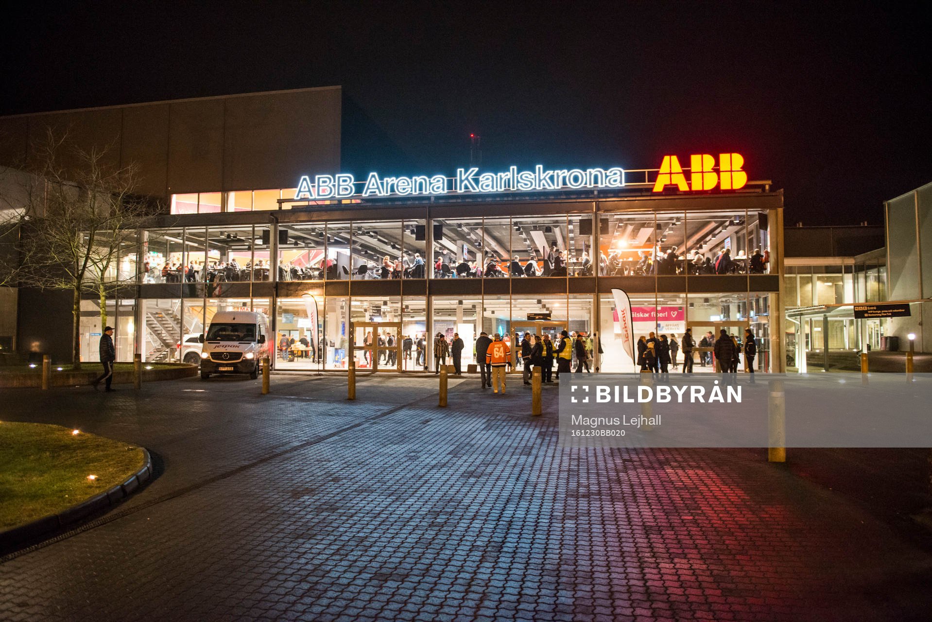 ABB arena Rosenholm innan ishockeymatchen i SHL mellan