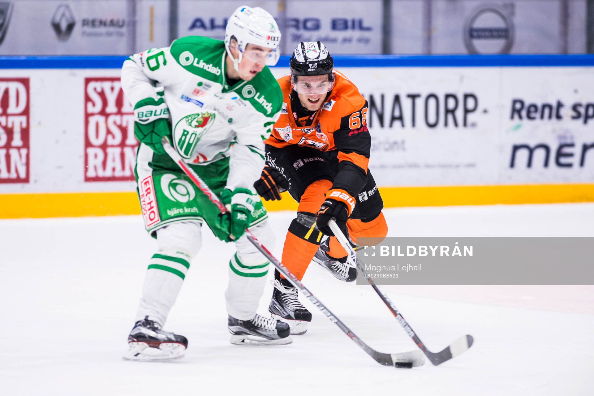Rögles Filip Karlsson och Karlskronas Daniel Gunnarsson