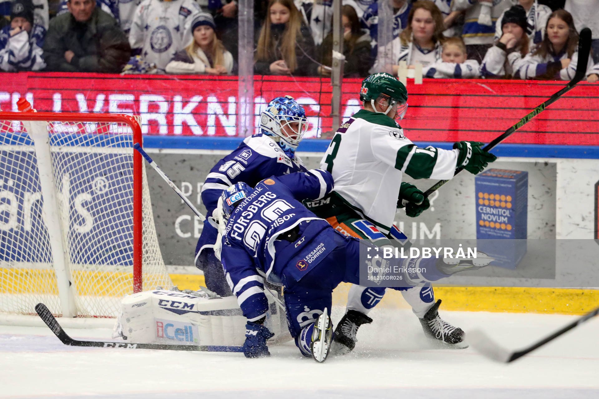 Leksands Tobias Forsberg och målvakt Atte Engren och