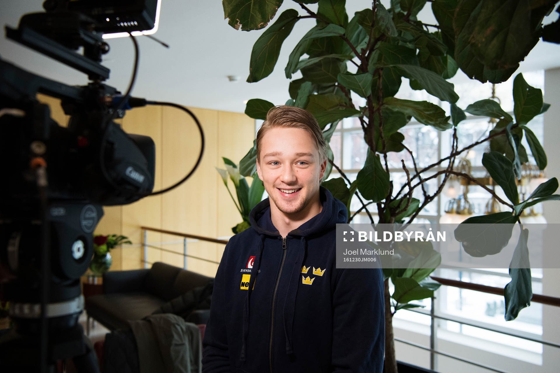 Rasmus Asplund på Sveriges ishockeylandslags pressträff