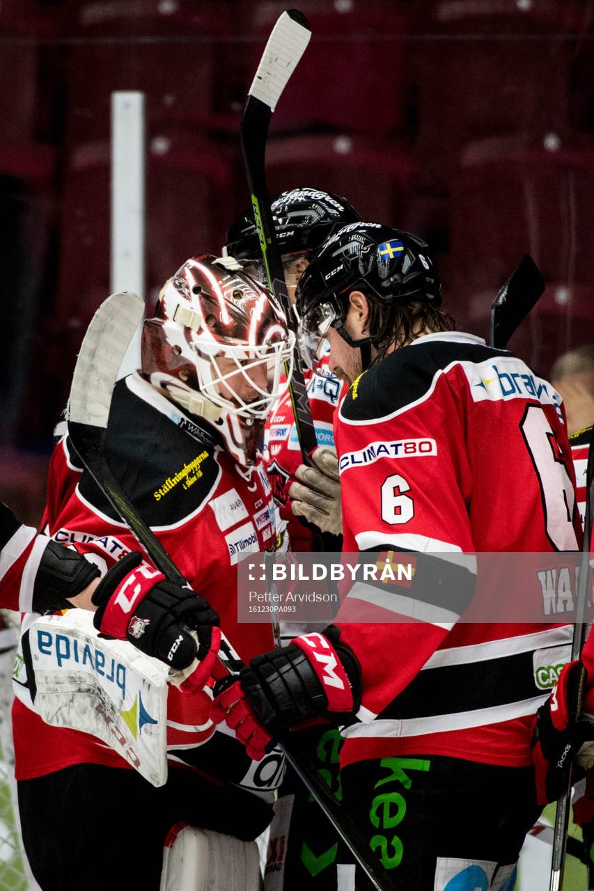 Malmö Redhawks målvakt Oscar Alsenfelt och Stefan Warg