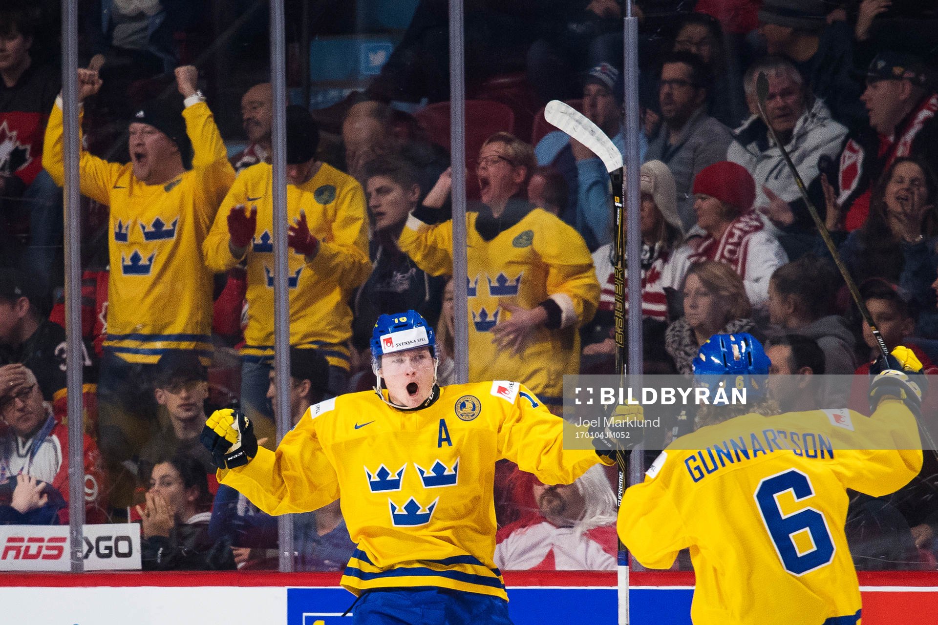 Sveriges Carl Grundström och Kristoffer Gunnarsson jublar