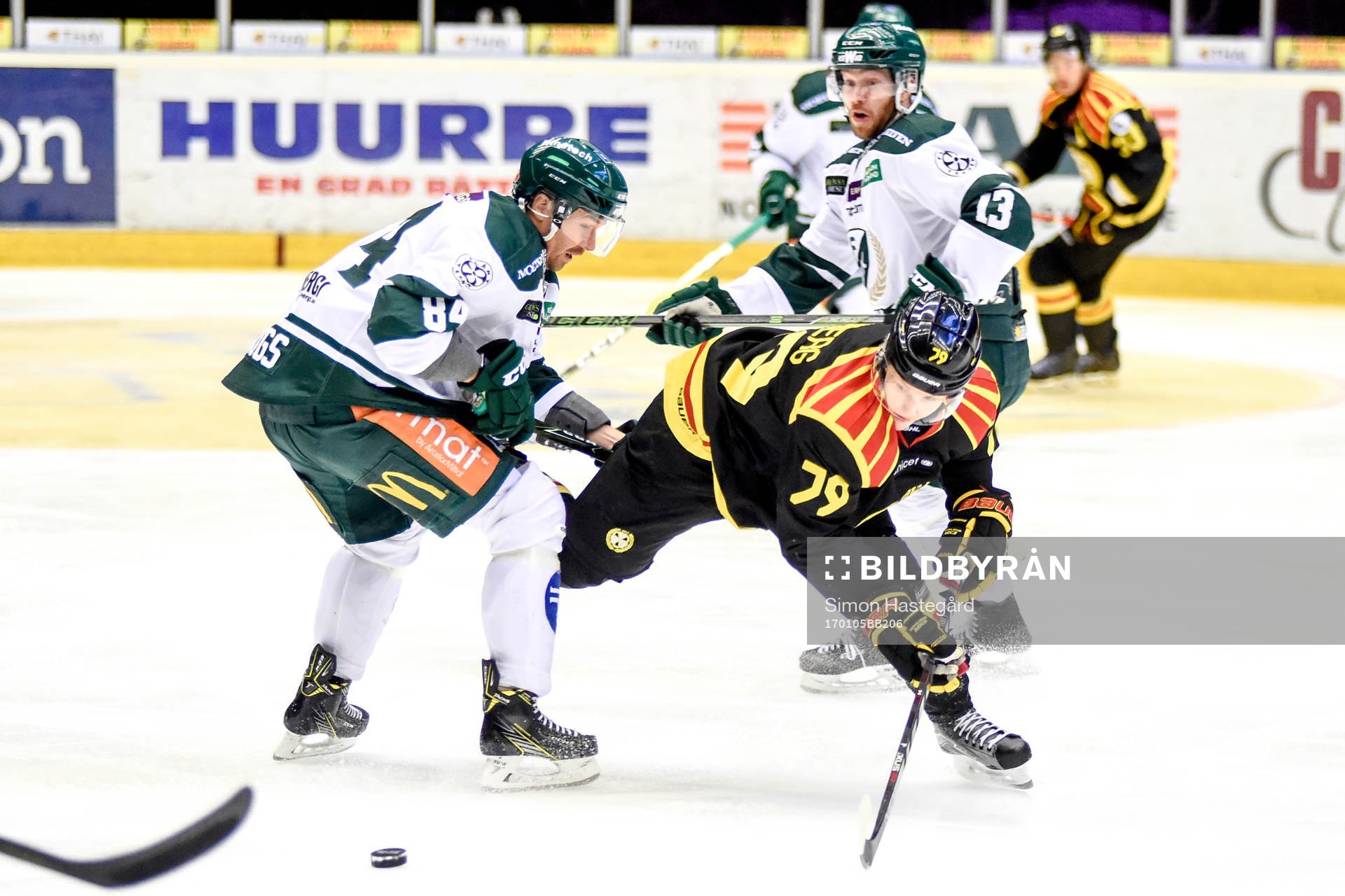 Färjestads Tomas Skogs och Brynäs Daniel Mannberg