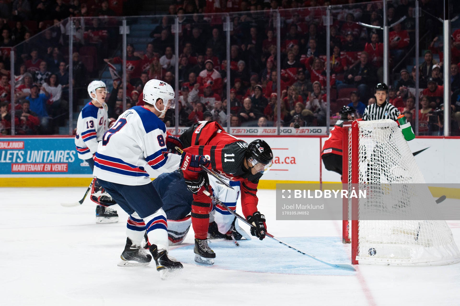 0-1-målet från Kanadas Thomas Chabot går in i mål