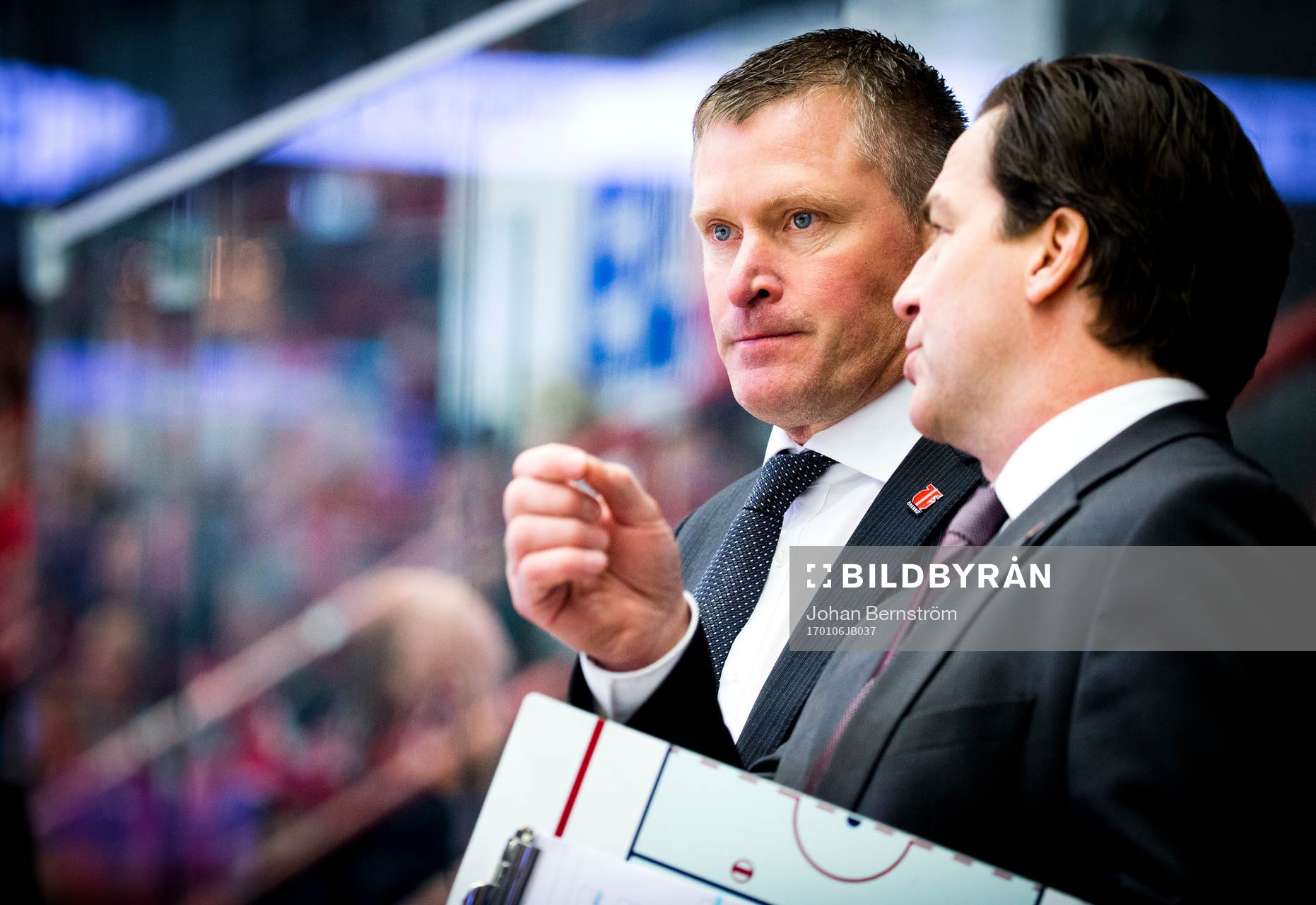 Örebros tränare Niklas Sundblad och assiterande tränare