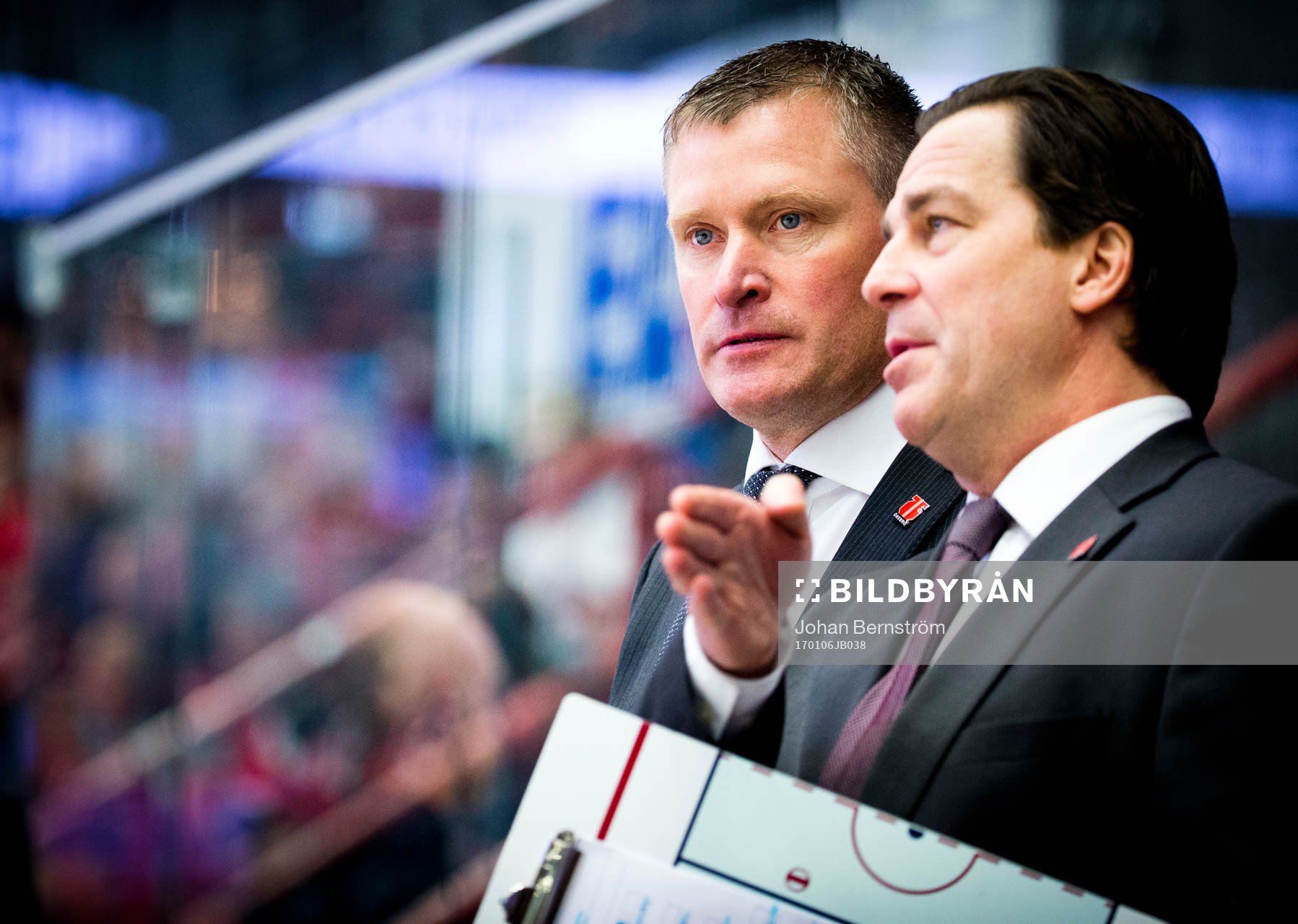 Örebros tränare Niklas Sundblad och assiterande tränare