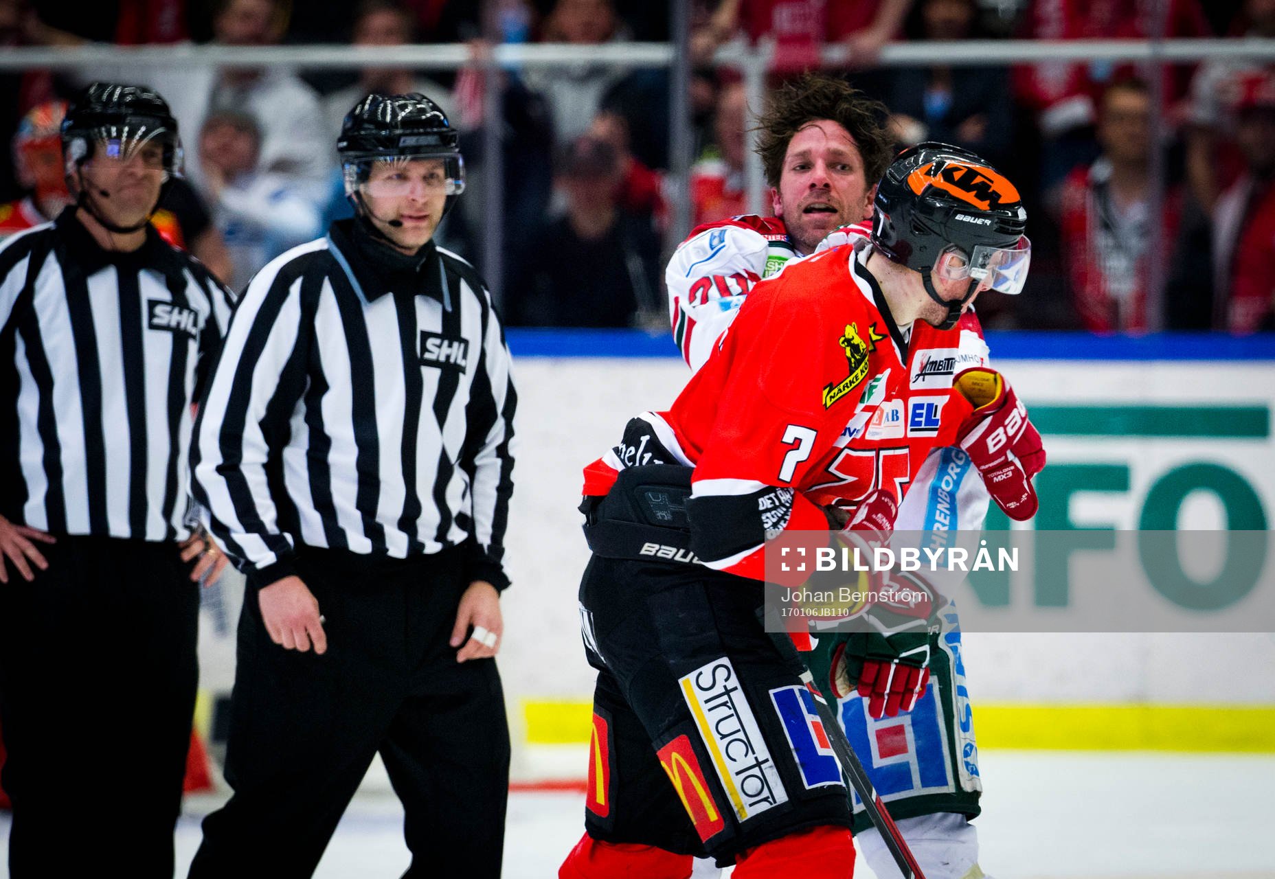 Örebros Alexander Hellström och Frölundas Joel Lundqvist