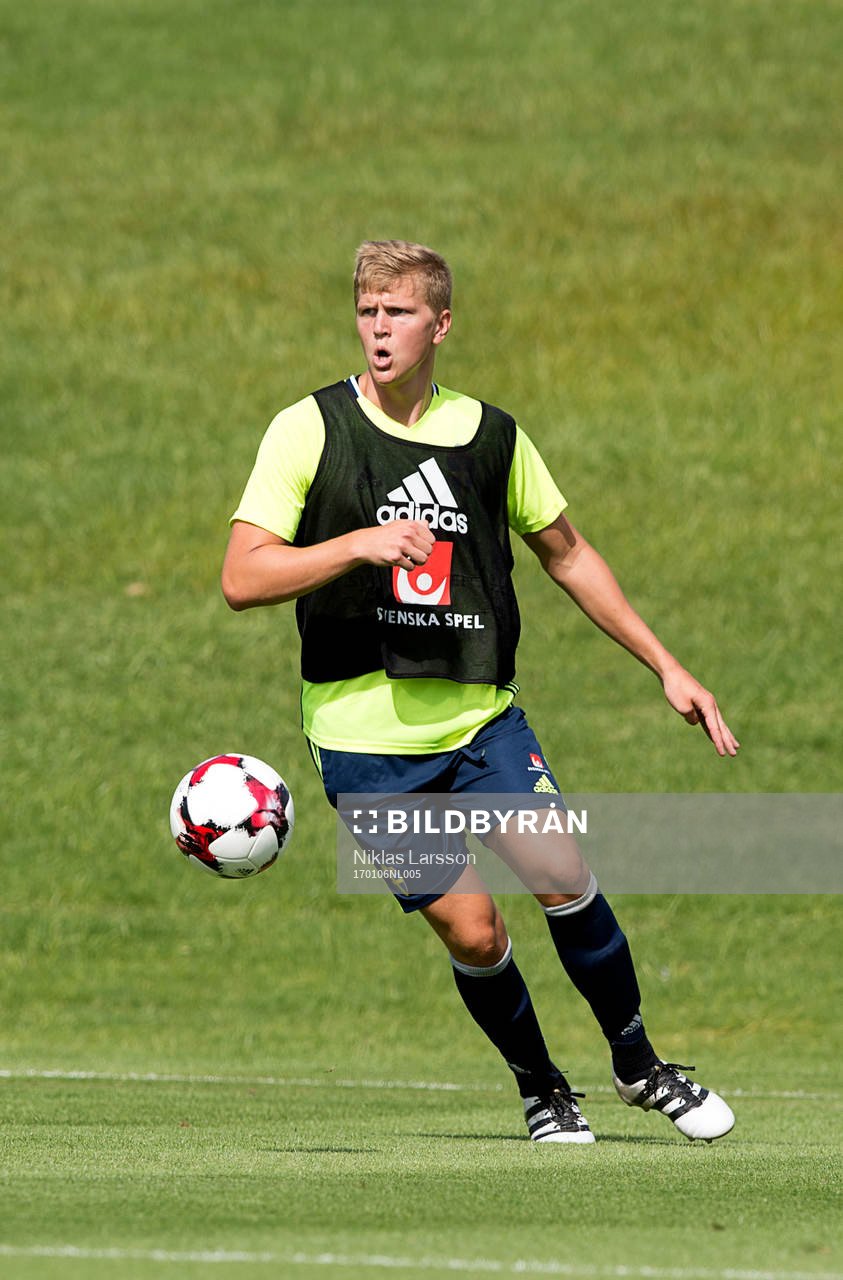 Sveriges Joakim Nilsson