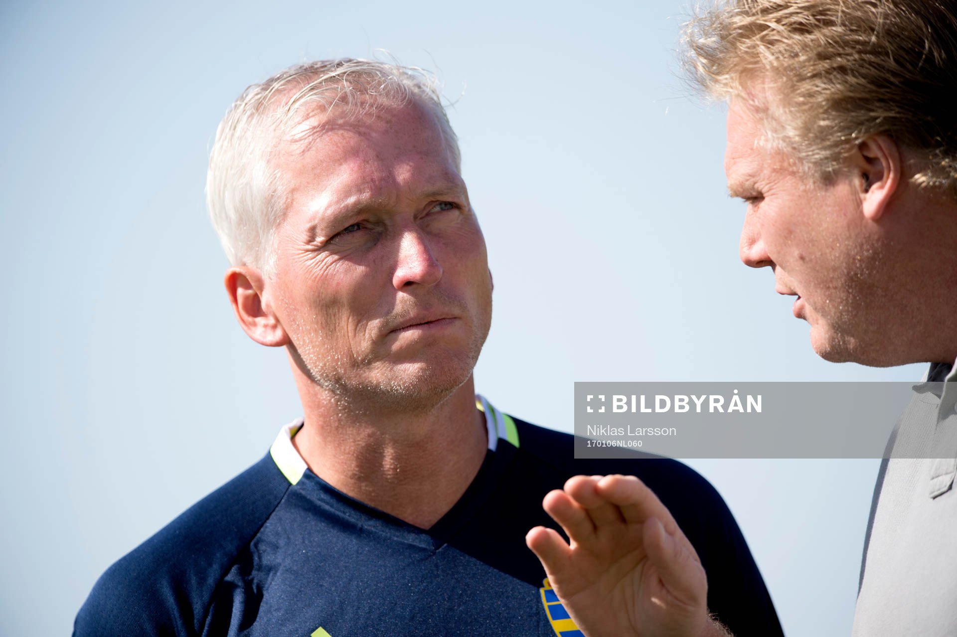 Håkan Sjöstrand samtalar med Jörgen Lennartsson