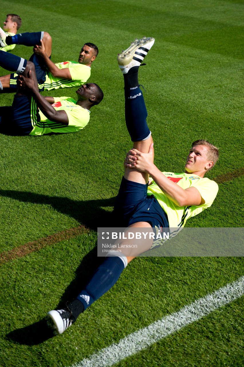 Sveriges Joakim Nilsson, Ken Sema och Saman Ghoddos