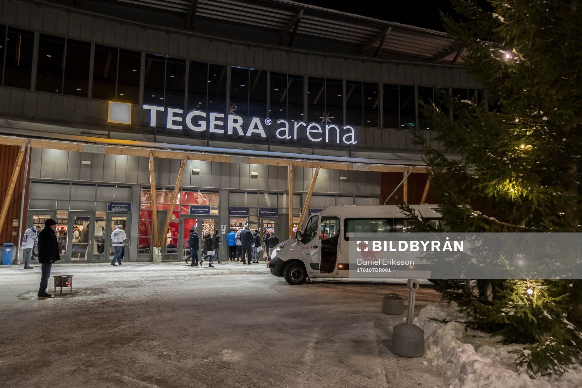 Tegera Arena exteriör innan ishockeymatchen i SHL mellan