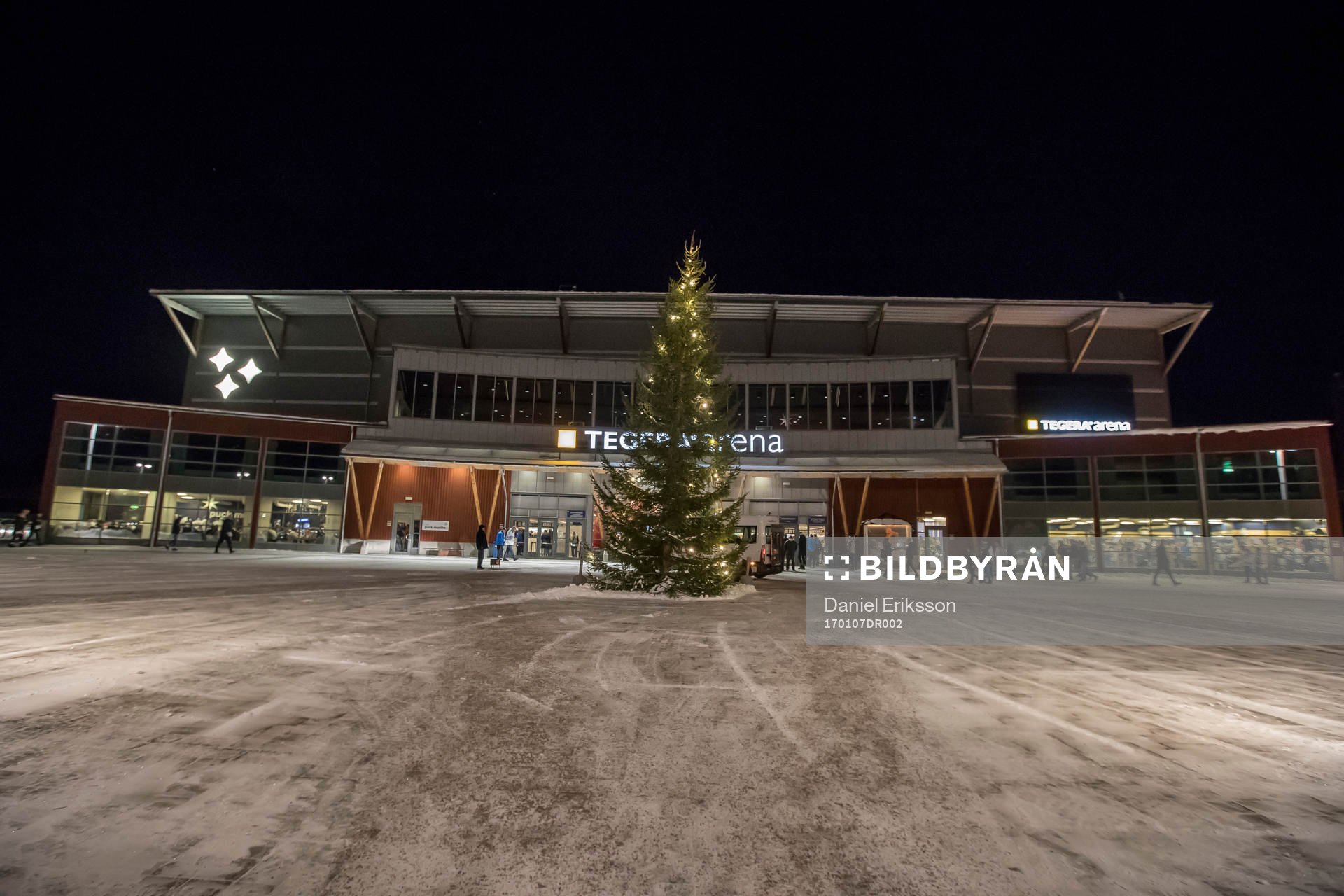 Tegera Arena exteriör innan ishockeymatchen i SHL mellan