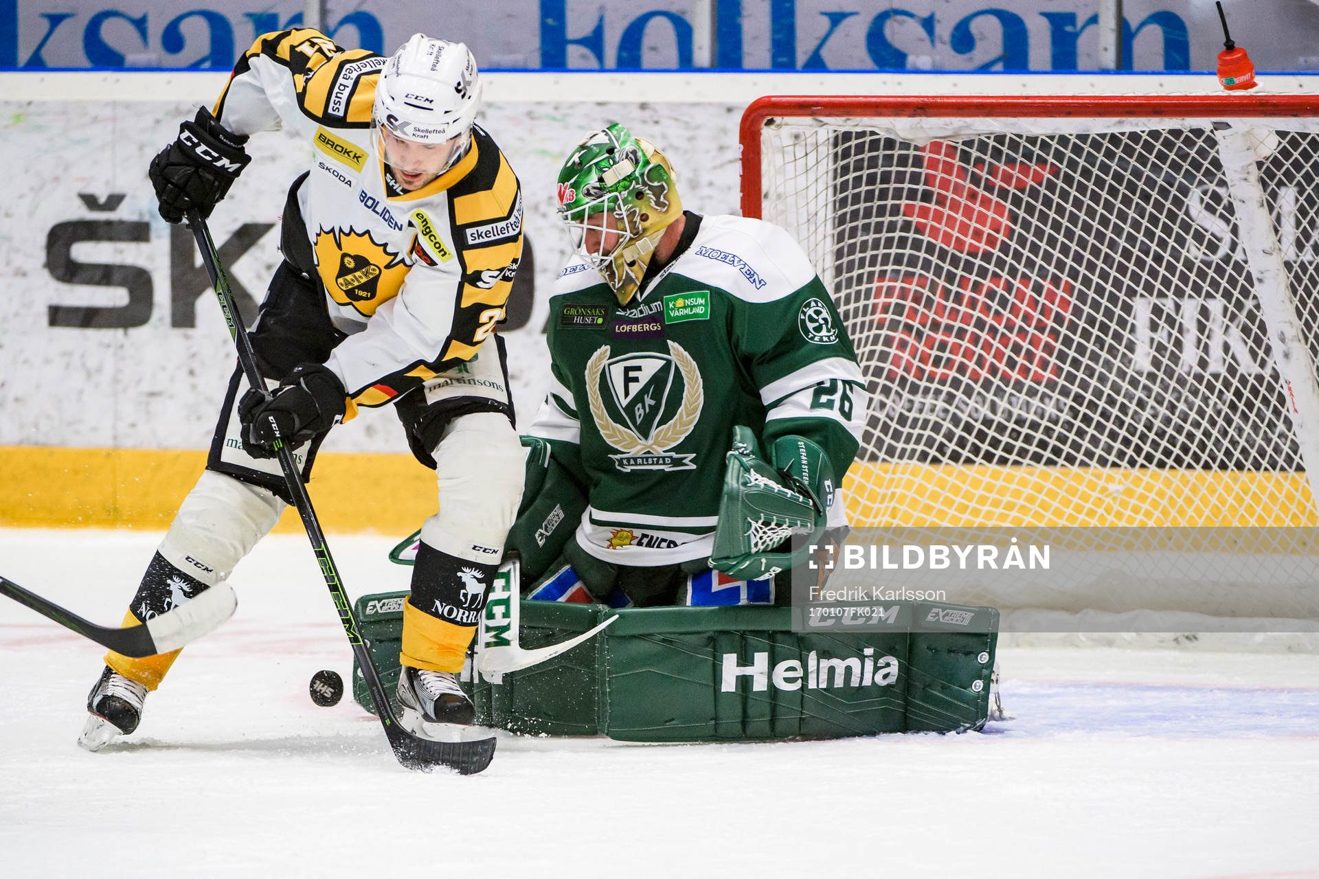 Skellefteås Jimmie Ericsson och Färjestads målvakt