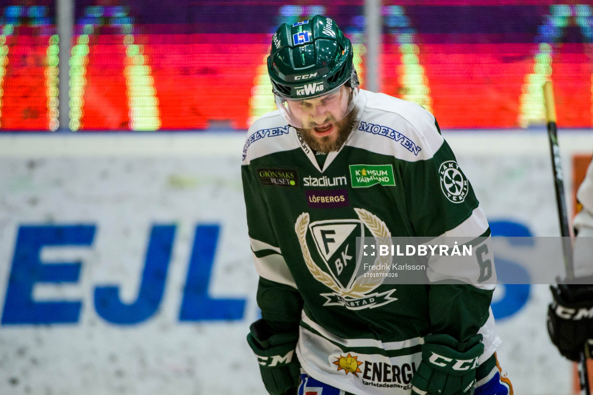 Färjestads Mikael Wikstrand deppar