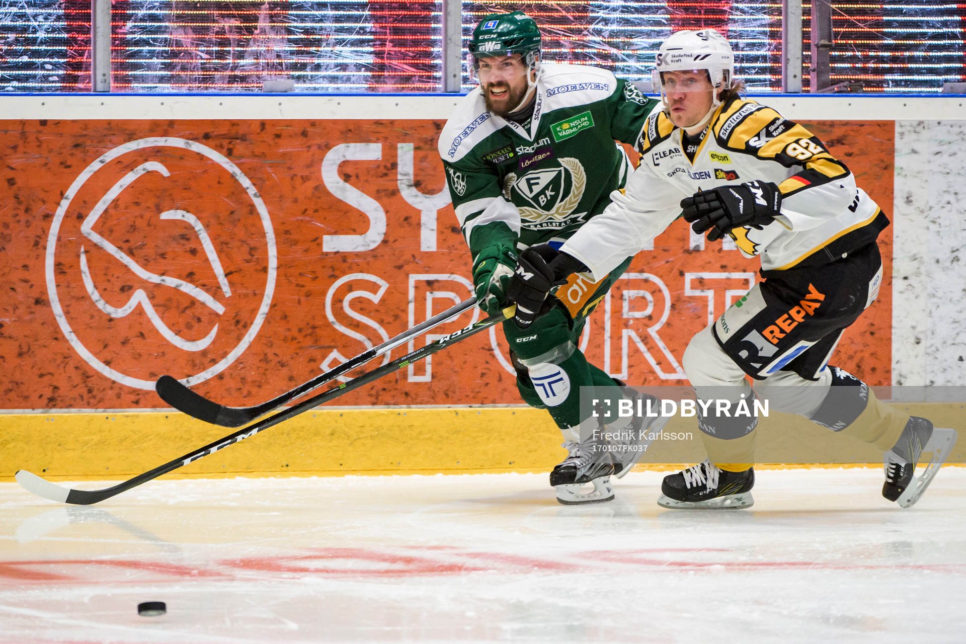 Färjestads Jonas Holös och Skellefteås Jesper Olofsson