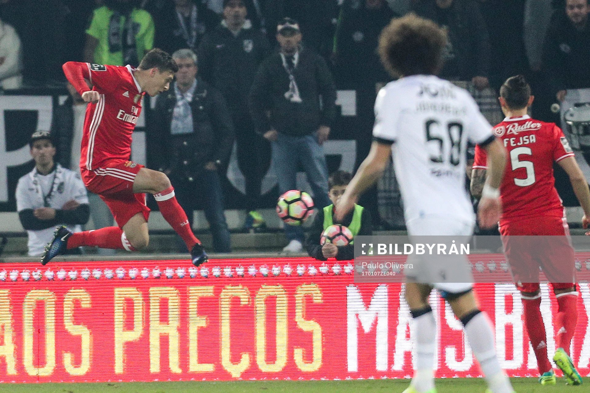 Benfica's Swedish defender Victor Nilsson Lindelöf