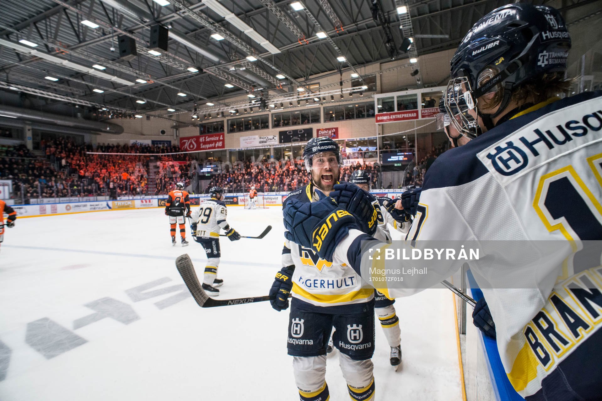 s Christoffer Persson jublar