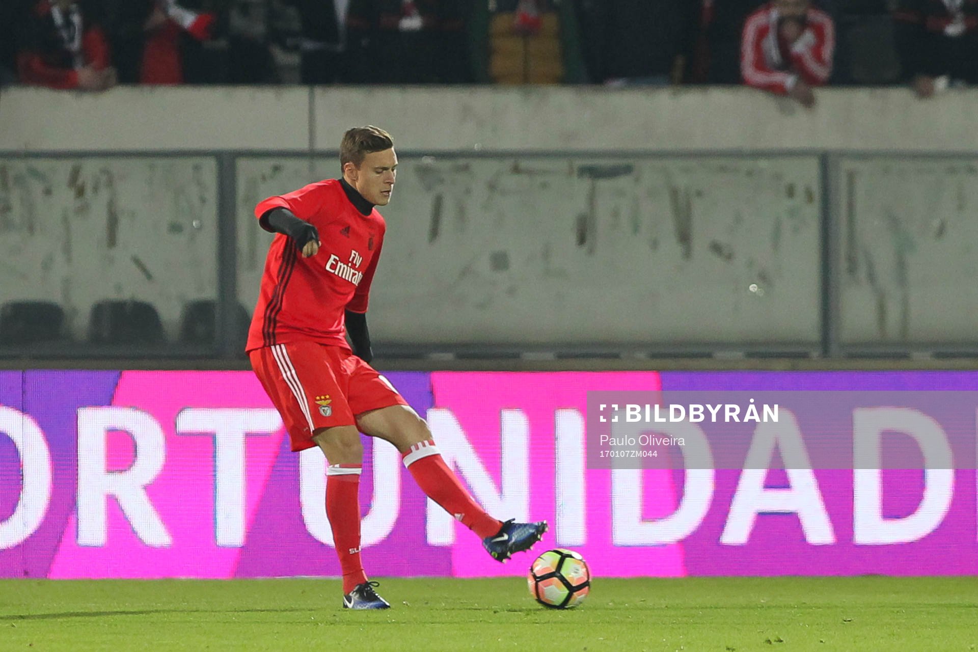 Benfica's Swedish defender Victor Nilsson Lindelöf
