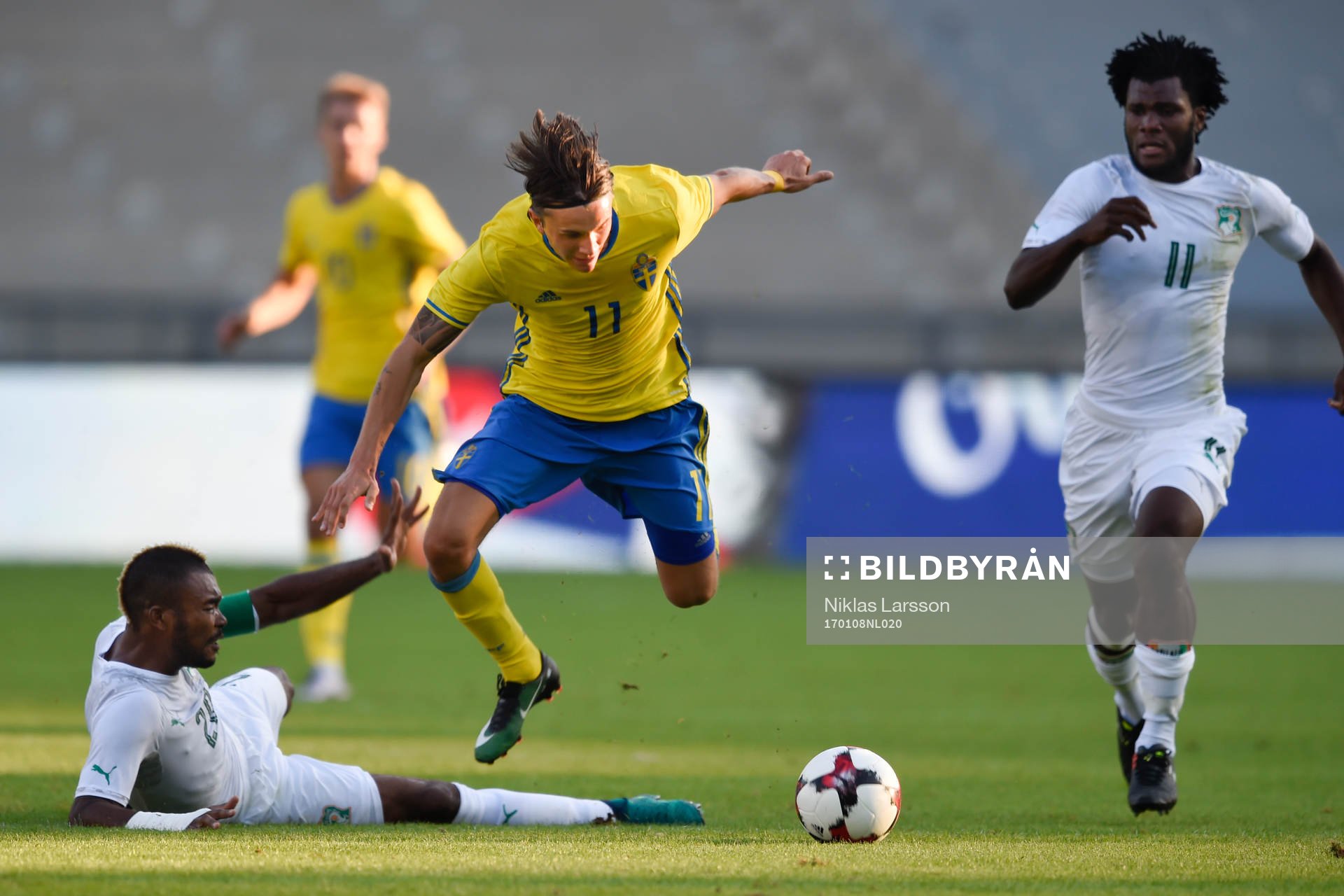 Sveriges Kristoffer Olsson mot Elfenbenskustens Cheick