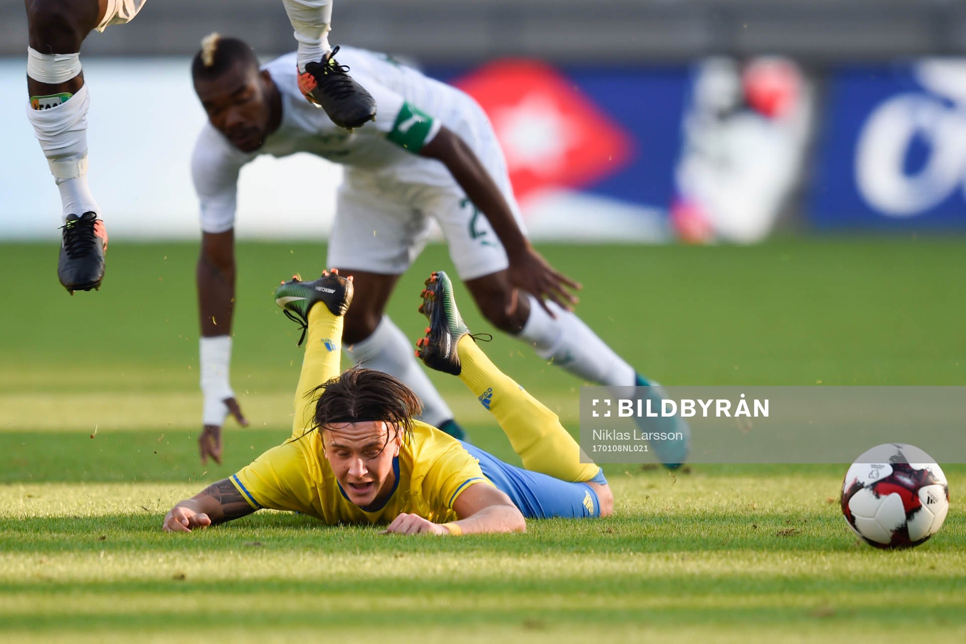 Sveriges Kristoffer Olsson faller