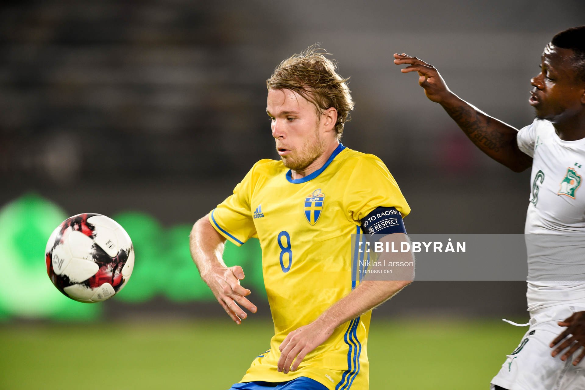 Sveriges Oscar Lewicki och Elfenbenskustens Jean-Michael