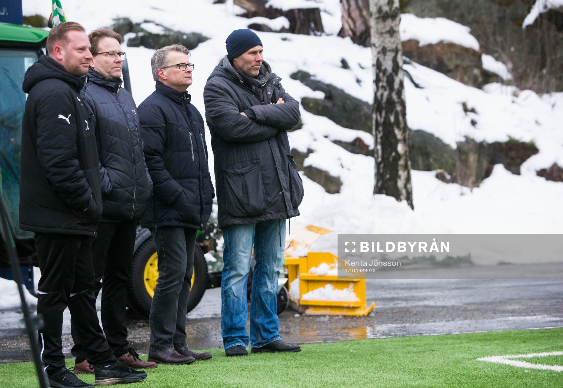 Hammarbys sportchef Mats Jingblad (2 fr v) och f d spelaren