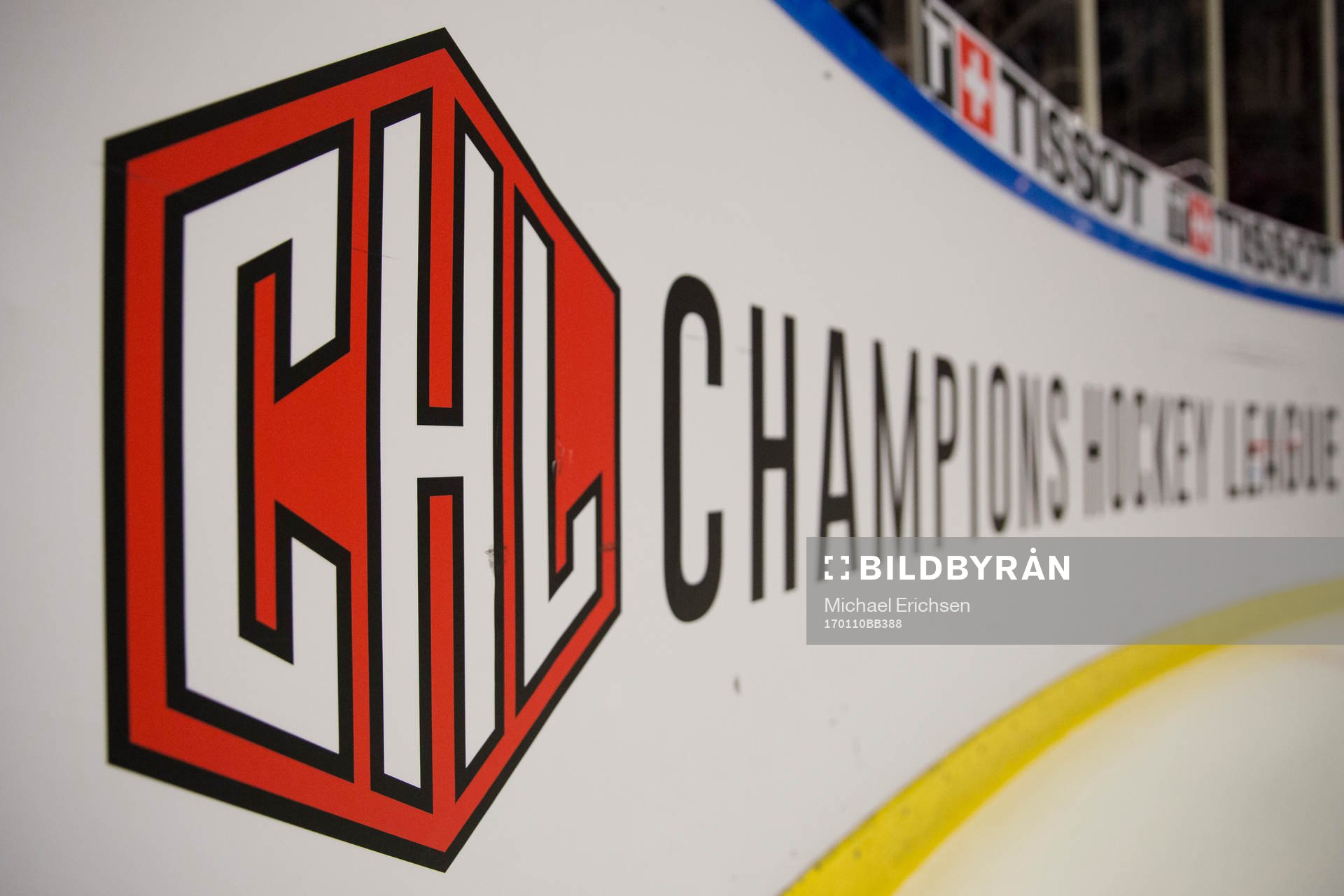 CHL sargreklam i Frölundaborg innan ishockeymatchen i CHL