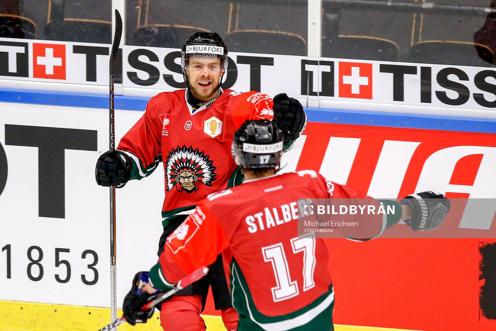 Frölundas Mats Rosseli Olsen och Sebastian Stålberg jublar