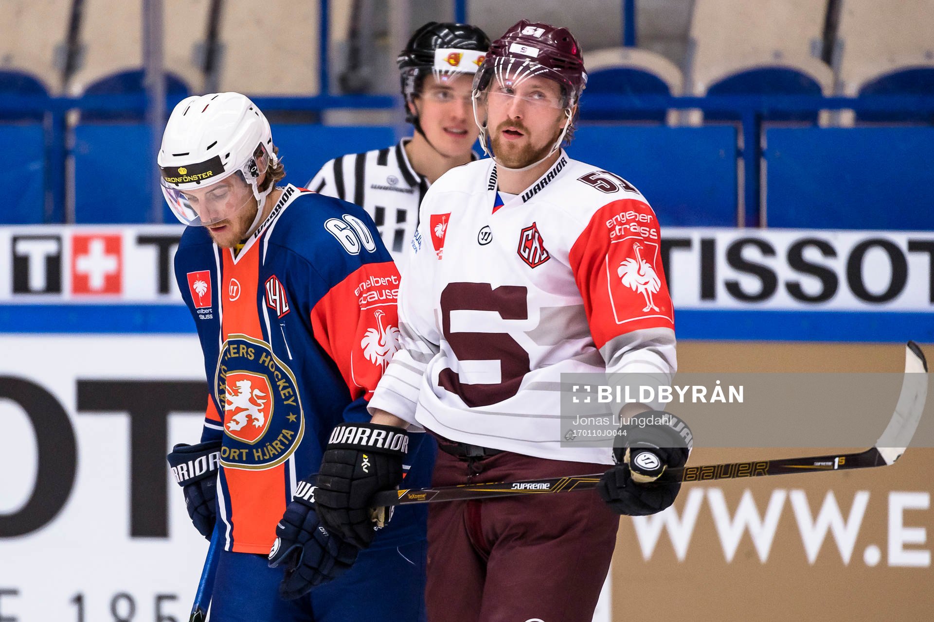 Växjös Erik Josefsson deppar bredvid Sparta Prags Jan