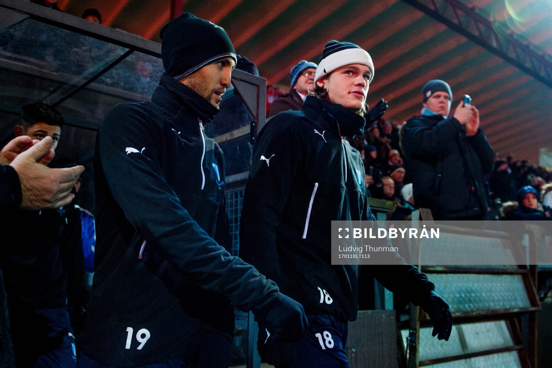 Malmö FFs Magnus Wolff Eikrem och Hugo Andersson kommer ut