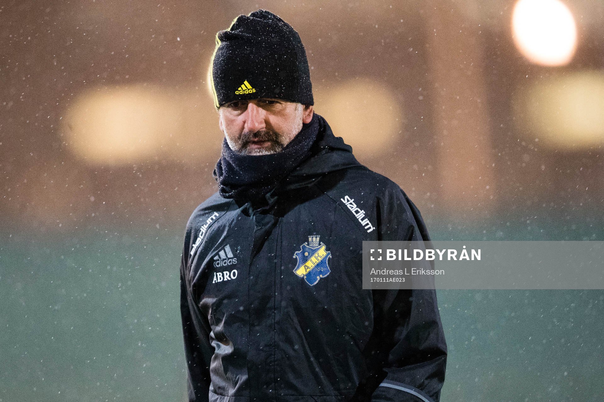 s assisterande tränare Nebojsa Novakovic