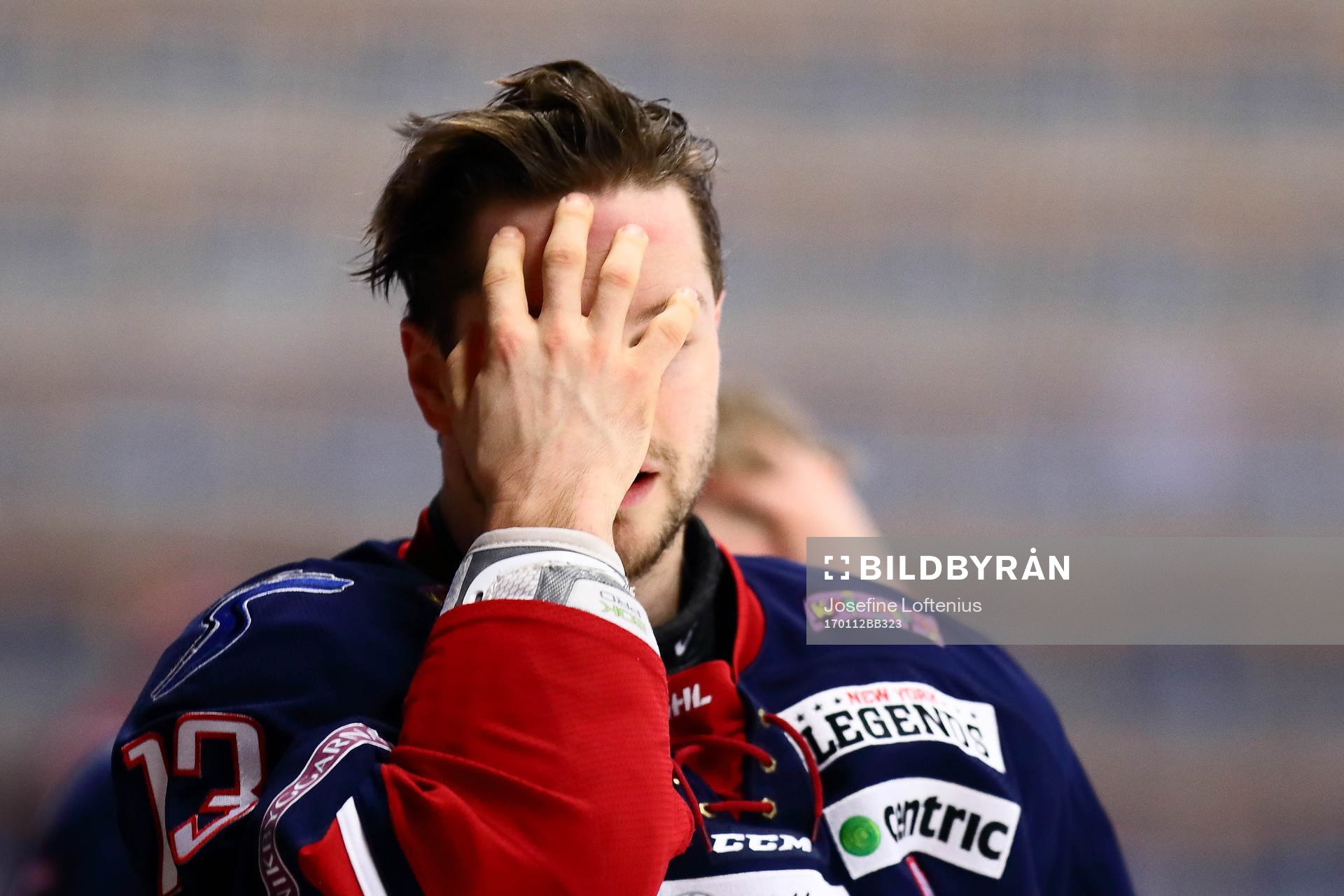 Linköpings Andrew Gordon innan ishockeymatchen i SHL