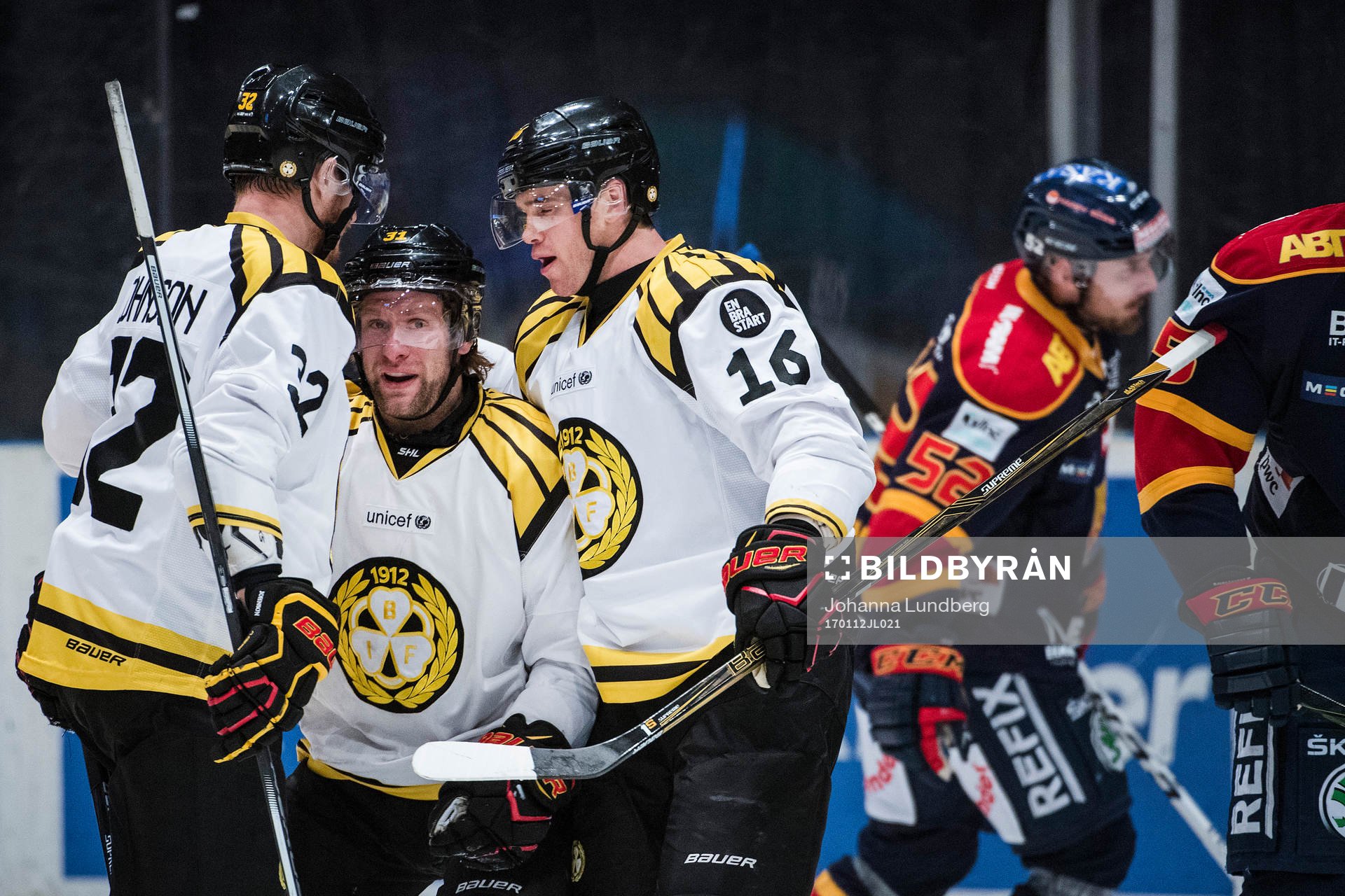 Brynäs Jonathan Granström jublar