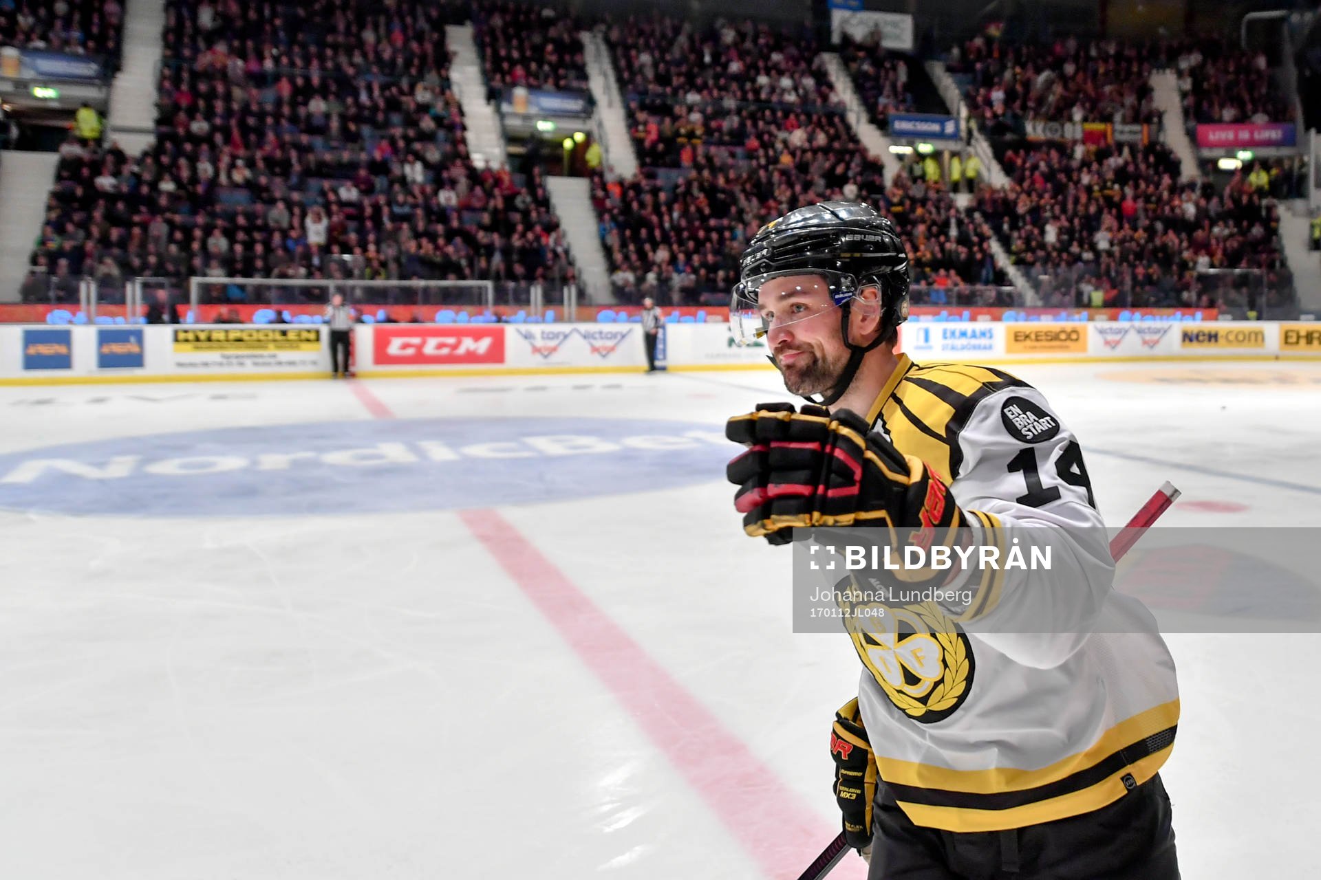 Brynäs Johan Alcén jublar