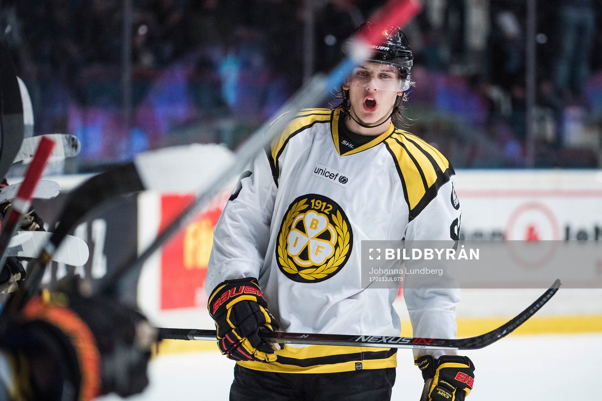 Brynäs Oskar Lindblom deppar