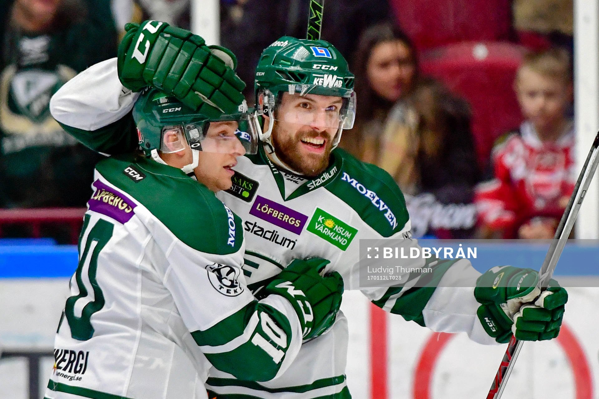 Färjestads Marcus Nilsson och Jonas Holös jublar