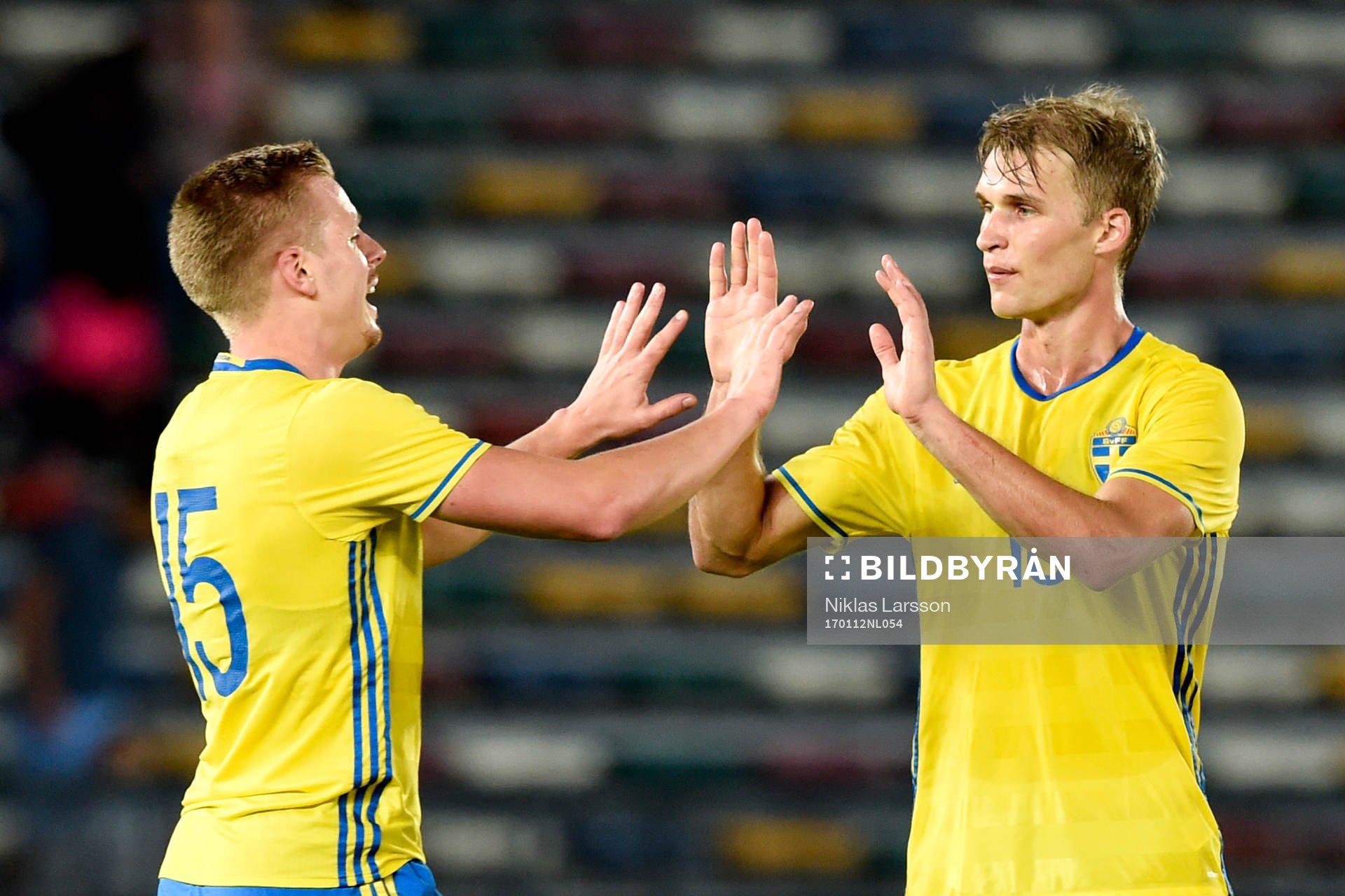 Sveriges Per Frick och Sebastian Andersson jublar