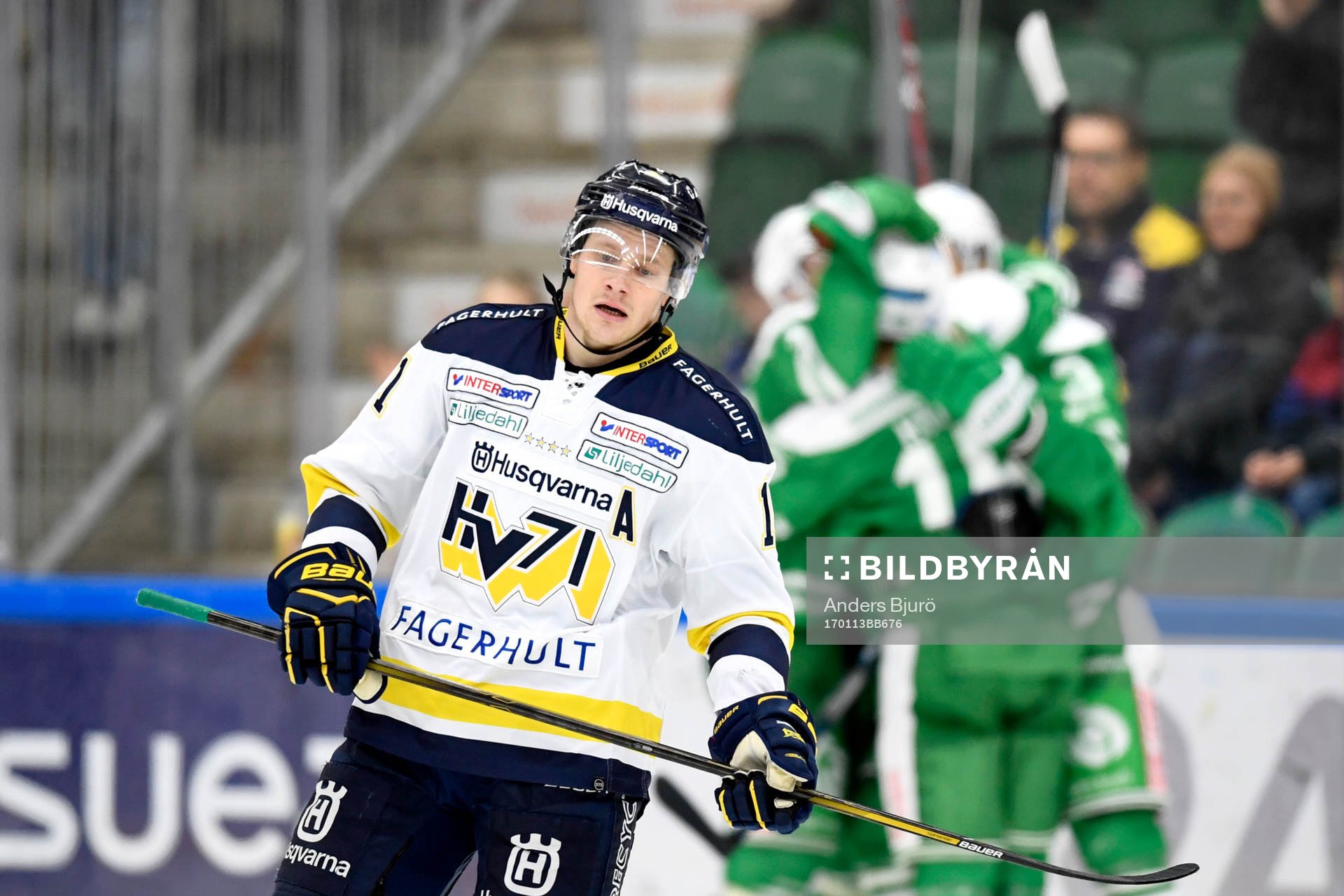 s Simon Önerud deppar