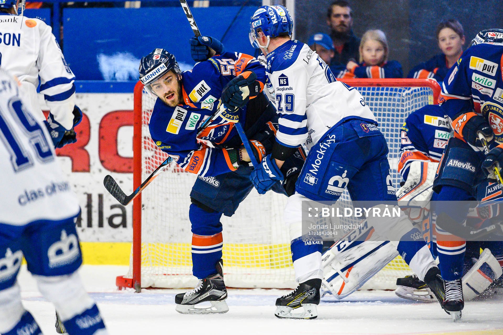 Kamp mellan Växjös Nick Bailen och Leksands Tobias