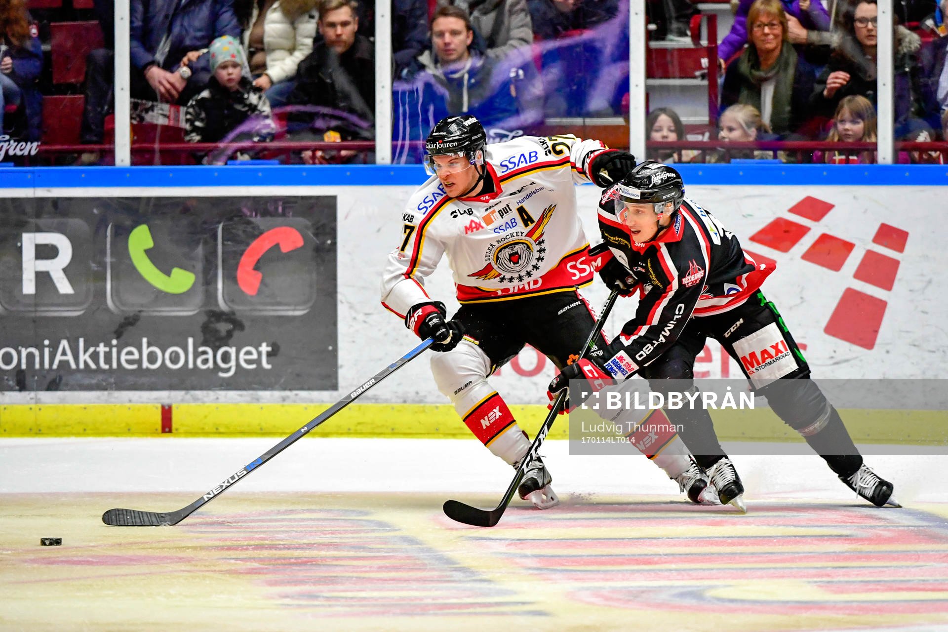 Luleås Brendan Mikkelson och Malmö Redhawks Robin Alvarez