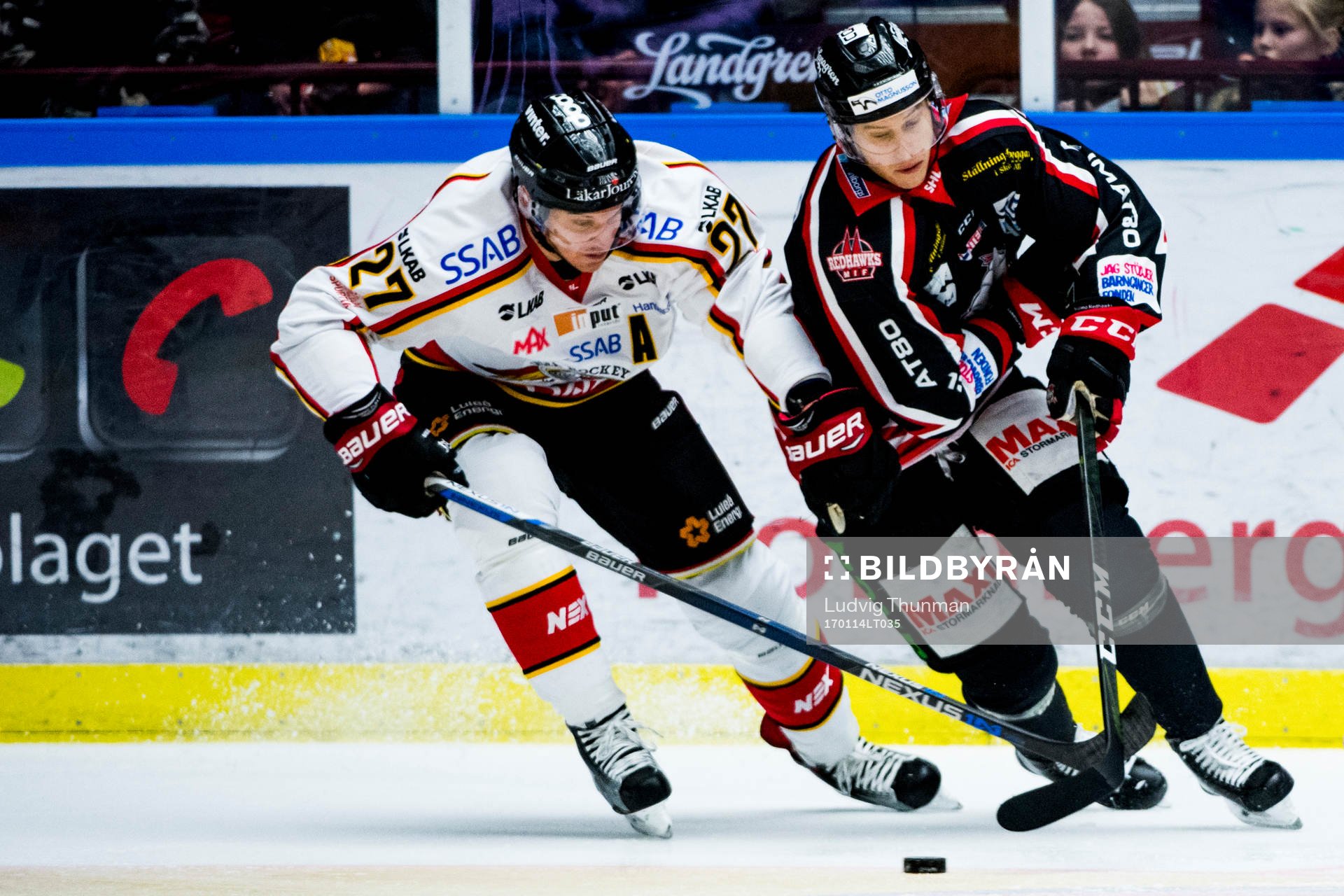 Luleås Brendan Mikkelson och Malmö Redhawks Robin Alvarez