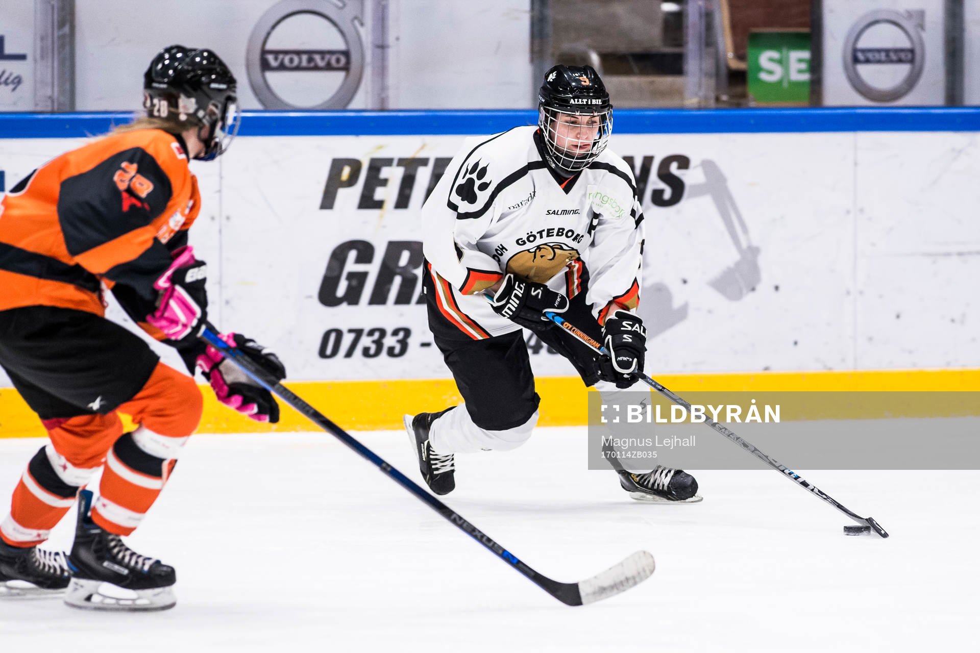 Karlskronas Elina Karlsson och Göteborgs Lindsey Cunningham